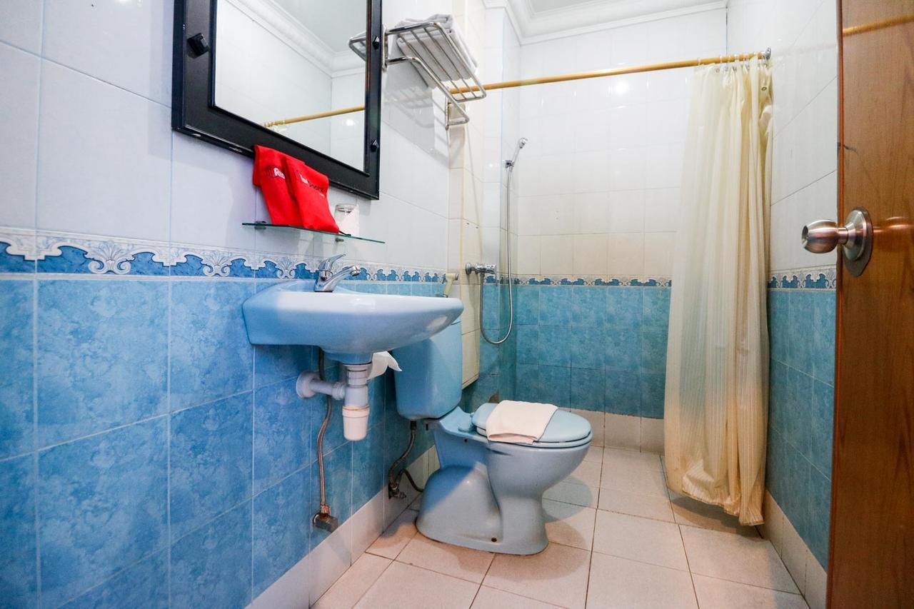 Reddoorz Plus @ Jalan Dr Sutomo Pekanbaru Exterior photo